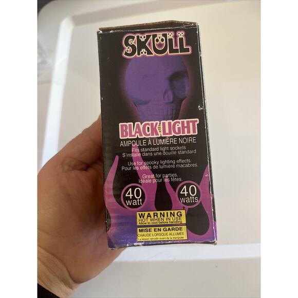 VTG Skull 90’s Purple Black Light Bulb Goth Gothic Scary Blacklite Halloween 3D - Picture 12 of 14